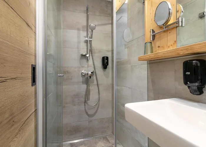 Apart33 1-30 هاوس إم إنيستال